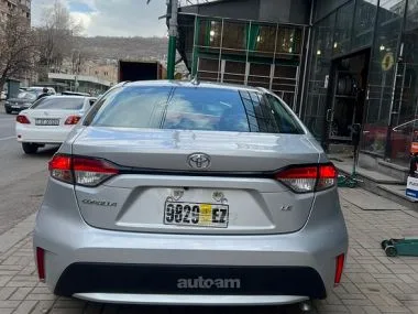 Toyota Corolla LE 1.8 motor 2022 — миниатюра 2