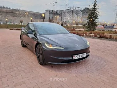 Tesla Model 3 2024 — миниатюра 2