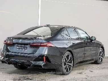 BMW 520 2025 — миниатюра 2