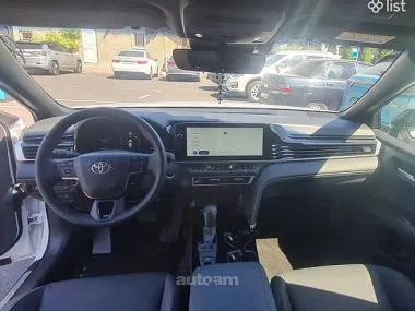 Toyota Camry 2025 — миниатюра 2