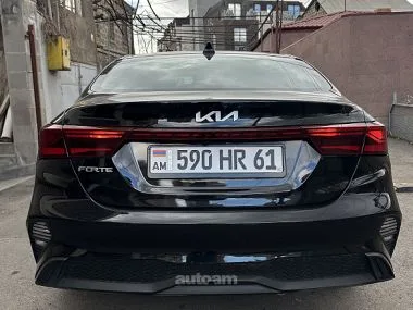 Kia Forte LX 2023 — миниатюра 2