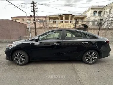 Kia Forte 2023 купить в Москве