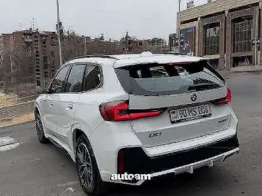 BMW iX1 2024 — миниатюра 2
