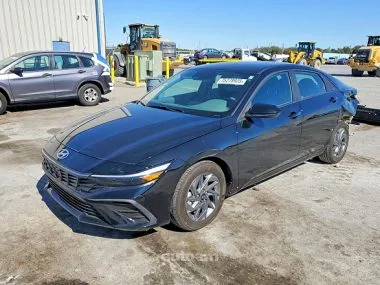 Hyundai Elantra 2024 — фото 1, купить с доставкой в Москву