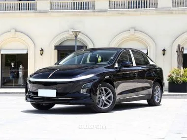 Hongqi E-QM5 2025 — фото 1, купить с доставкой в Москву