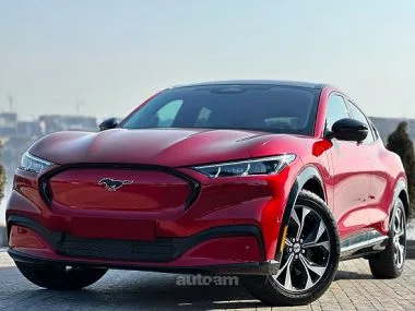 Ford Mach-e Premium 2023 — фото 1, купить с доставкой в Москву