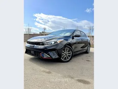 Kia Forte Gt-Line 2023 — фото 1, купить с доставкой в Москву