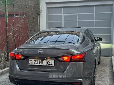 Nissan Altima 2024 — миниатюра 2