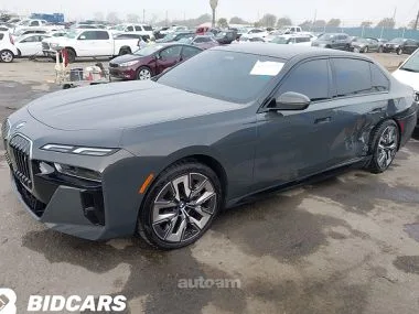 BMW i7 2024 — миниатюра 2