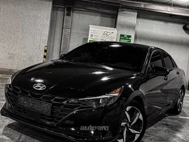 Hyundai Elantra 2023 — фото 1, купить с доставкой в Москву