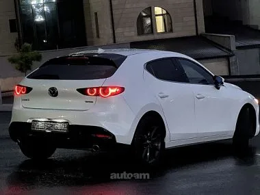 Mazda 3 Axela 2022 — миниатюра 2