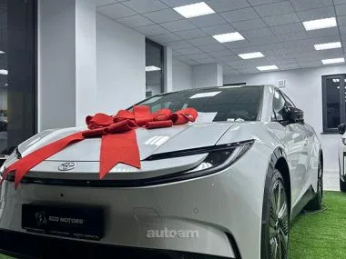 Toyota bZ5 Pro (550km) 2025 — фото 1, купить с доставкой в Москву