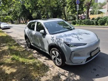 Geely Galaxy E5 Starship 530km 2024 — фото 1, купить с доставкой в Москву