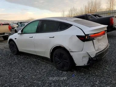 Tesla Model Y 2026 — миниатюра 2