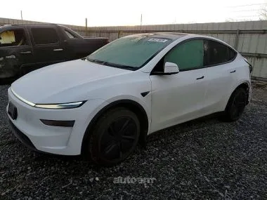 Tesla Model Y 2026 — фото 1, купить с доставкой в Москву