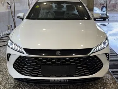 BYD Qin Plus 2025 — фото 1, купить с доставкой в Москву