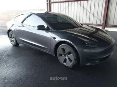 Tesla Model 3 2023 — фото 1, купить с доставкой в Москву