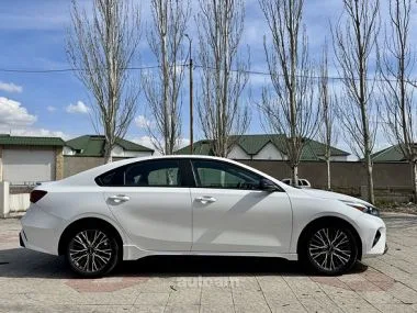 Kia Forte 2022 — миниатюра 2