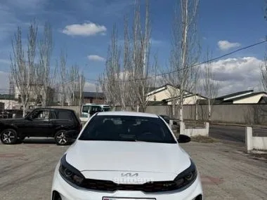 Kia Forte 2022 — фото 1, купить с доставкой в Москву