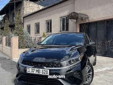 Kia Forte FE 2024 — фото 1, купить с доставкой в Москву