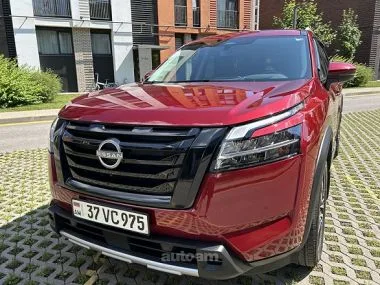 Nissan Pathfinder 2022 — миниатюра 2