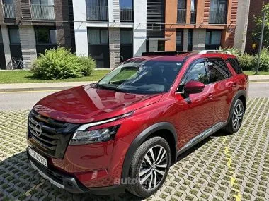 Nissan Pathfinder 2022 — фото 1, купить с доставкой в Москву