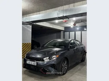 Kia Forte GT-Line 2023 — миниатюра 2