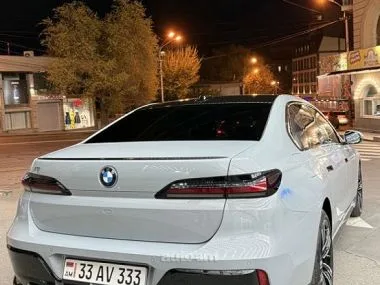BMW i7 xdrive 60 M package 2023 — миниатюра 2