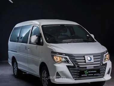 Dongfeng M 5 EV (9 seats) / 2025 — фото 1, купить с доставкой в Москву
