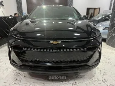 Chevrolet Equinox 2025 — фото 1, купить с доставкой в Москву