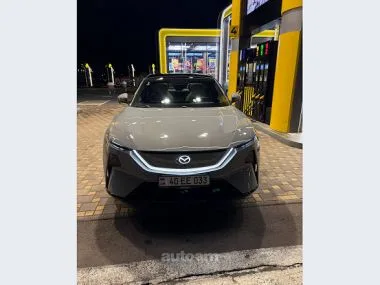 Mazda EZ-60 2025 — фото 1, купить с доставкой в Москву
