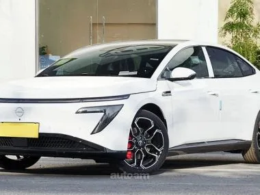 Nissan N7 2025 — фото 1, купить с доставкой в Москву