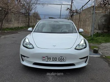 Tesla Model 3 2023 — фото 1, купить с доставкой в Москву