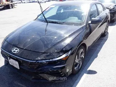 Hyundai Elantra 2025 купить в Москве