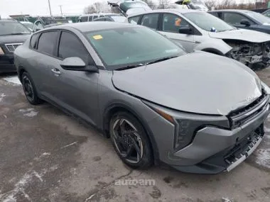 Kia K4 2025 — фото 1, купить с доставкой в Москву