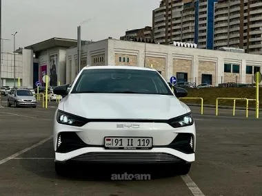 BYD e2 2024 — миниатюра 2