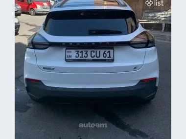 Geely Geometry C 2023 — миниатюра 2