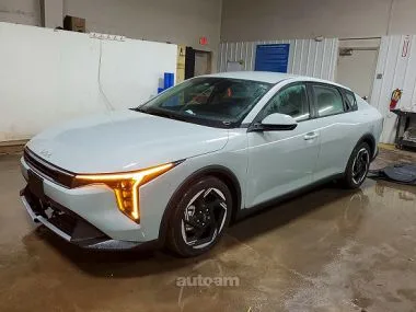 Kia K4 2024 — фото 1, купить с доставкой в Москву