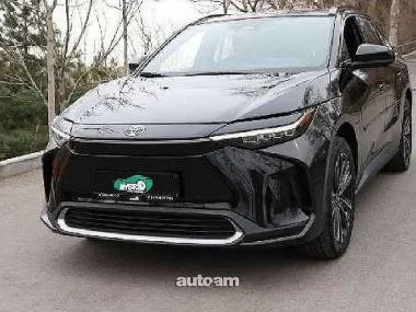 Toyota Bz4X XLE(Limited) 2023 — миниатюра 2