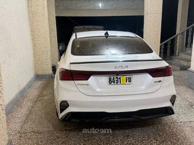 Kia Forte Gt line 2023 — миниатюра 2