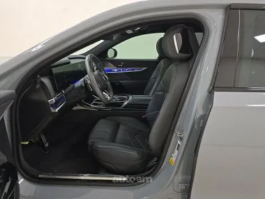 BMW 740 2023 — миниатюра 2