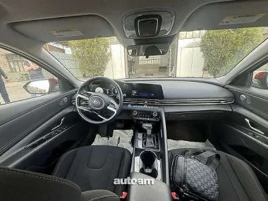 Hyundai Elantra 2023 — миниатюра 2