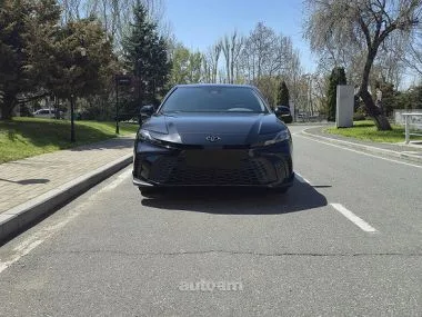 Toyota Camry SE 2025 — миниатюра 2
