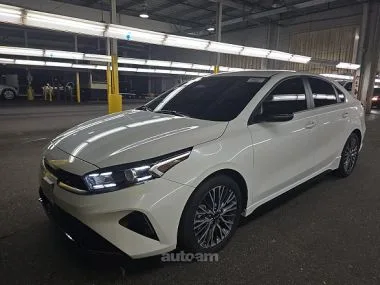 Kia Forte GT LINE 2024 — фото 1, купить с доставкой в Москву