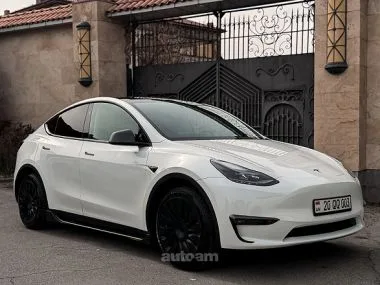 Tesla Model Y RESTYLING 2023 — фото 1, купить с доставкой в Москву