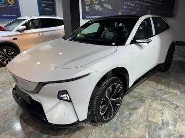 Mazda EZ-60 2025 купить в Москве