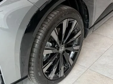 Toyota BZ3X 2025 — миниатюра 2