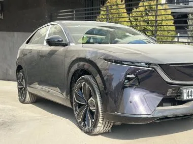 Mazda EZ-60 2025 — фото 1, купить с доставкой в Москву