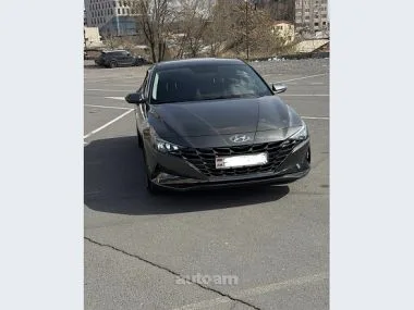 Hyundai Elantra 2023 — миниатюра 2