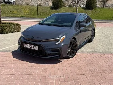 Toyota Corolla SE 2025 — фото 1, купить с доставкой в Москву